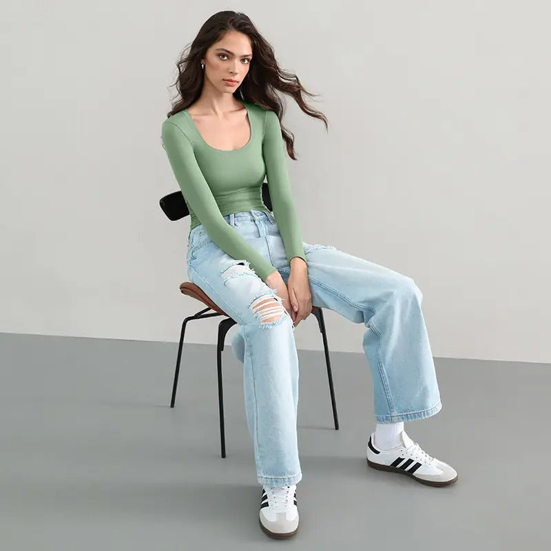 🌸Women’s Minimalist Double Layer Scoop Neck Top – Elegant Slim Fit Long Sleeve Basic Shirt